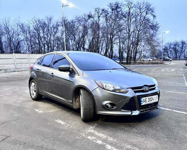 Серый Форд Фокус, объемом двигателя 2 л и пробегом 242 тыс. км за 6200 $, фото 2 на Automoto.ua