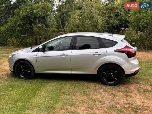 Сірий Форд Фокус, об'ємом двигуна 2 л та пробігом 238 тис. км за 6280 $, фото 5 на Automoto.ua