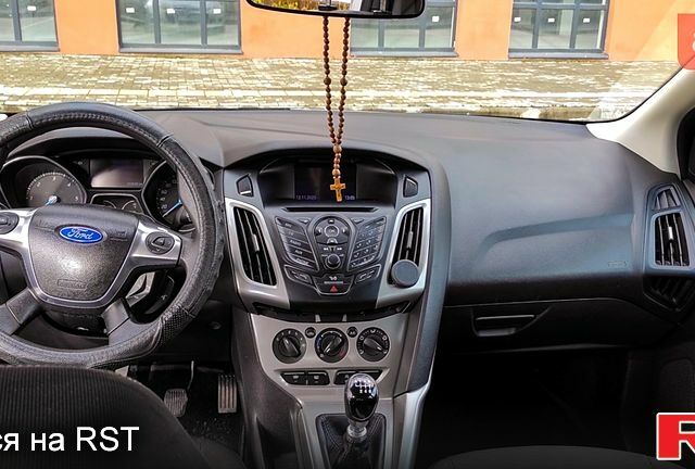 Сірий Форд Фокус, об'ємом двигуна 1.6 л та пробігом 252 тис. км за 7200 $, фото 4 на Automoto.ua