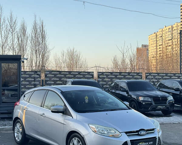 Серый Форд Фокус, объемом двигателя 2 л и пробегом 207 тыс. км за 5500 $, фото 2 на Automoto.ua