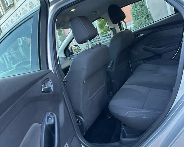 Сірий Форд Фокус, об'ємом двигуна 1.6 л та пробігом 235 тис. км за 7290 $, фото 53 на Automoto.ua