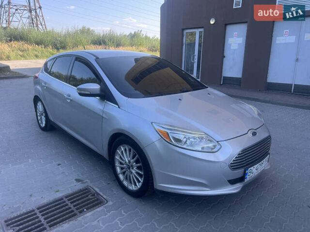 Сірий Форд Фокус, об'ємом двигуна 0 л та пробігом 118 тис. км за 6100 $, фото 3 на Automoto.ua
