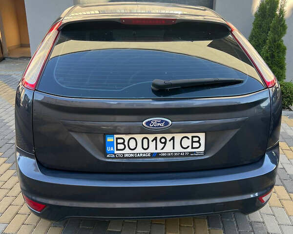 Сірий Форд Фокус, об'ємом двигуна 1.39 л та пробігом 222 тис. км за 5100 $, фото 1 на Automoto.ua