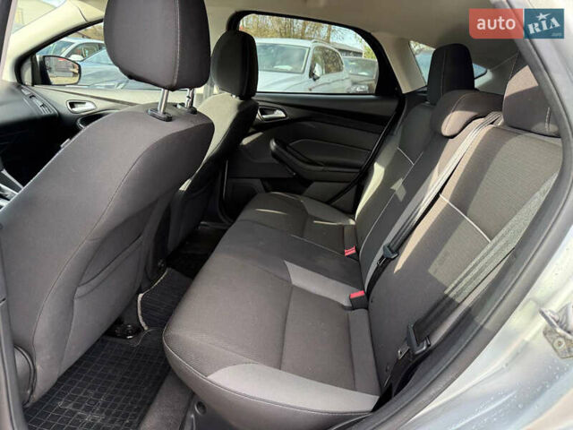 Серый Форд Фокус, объемом двигателя 2 л и пробегом 131 тыс. км за 6700 $, фото 22 на Automoto.ua