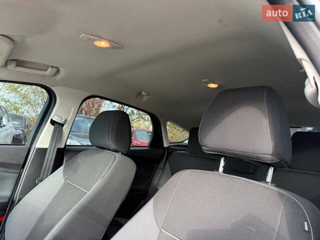 Серый Форд Фокус, объемом двигателя 2 л и пробегом 131 тыс. км за 6700 $, фото 16 на Automoto.ua