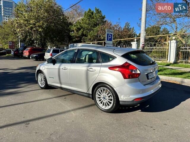 Форд Фокус 2012 у Одесі на Automoto.ua Сірий Форд Фокус, об'ємом двигуна 0 л та пробігом 75 тис. км за 6900 $, фото 11 на Automoto.ua