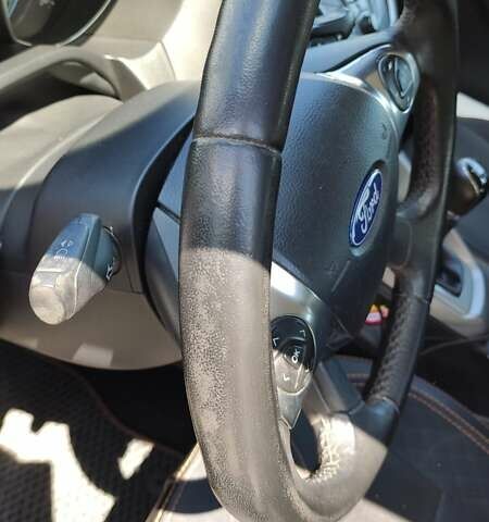 Сірий Форд Фокус, об'ємом двигуна 1.6 л та пробігом 249 тис. км за 6900 $, фото 16 на Automoto.ua