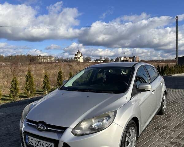 Серый Форд Фокус, объемом двигателя 1.56 л и пробегом 225 тыс. км за 8500 $, фото 5 на Automoto.ua