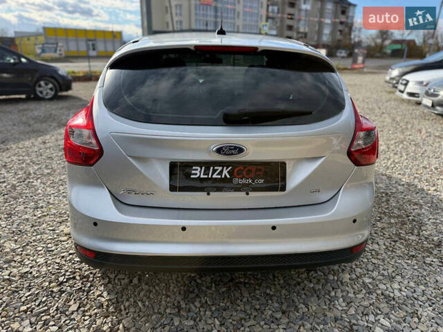 Серый Форд Фокус, объемом двигателя 2 л и пробегом 131 тыс. км за 6700 $, фото 9 на Automoto.ua