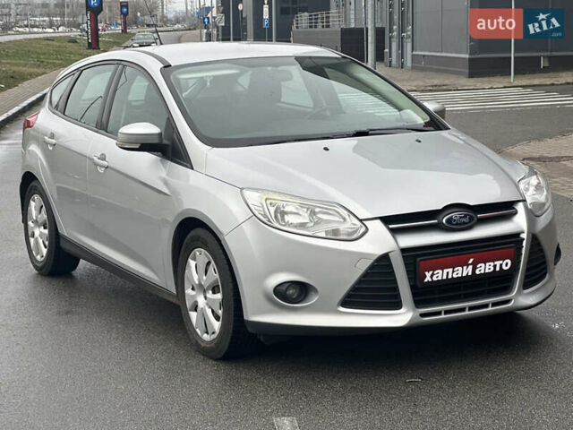 Сірий Форд Фокус, об'ємом двигуна 1.6 л та пробігом 249 тис. км за 7400 $, фото 2 на Automoto.ua