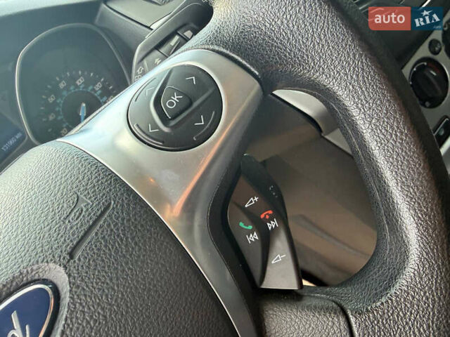 Серый Форд Фокус, объемом двигателя 2 л и пробегом 131 тыс. км за 6700 $, фото 31 на Automoto.ua