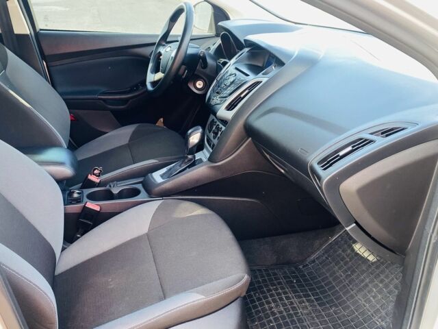 Сірий Форд Фокус, об'ємом двигуна 2 л та пробігом 130 тис. км за 6950 $, фото 12 на Automoto.ua