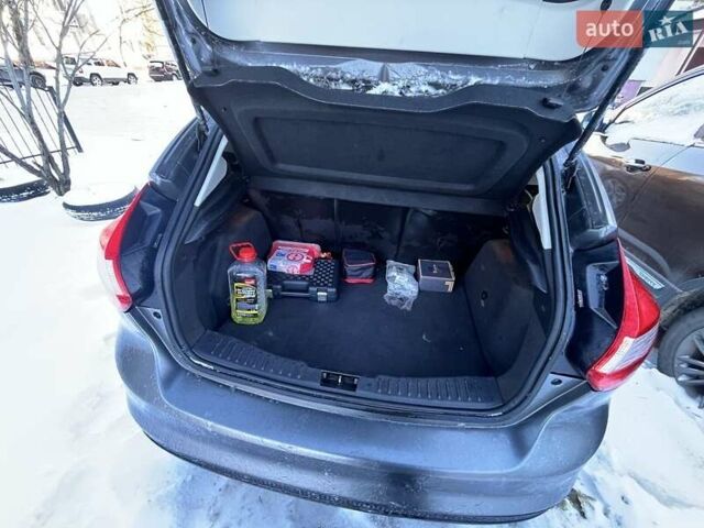 Серый Форд Фокус, объемом двигателя 2 л и пробегом 226 тыс. км за 7500 $, фото 11 на Automoto.ua