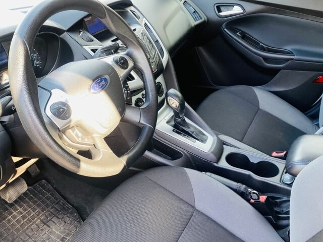 Сірий Форд Фокус, об'ємом двигуна 2 л та пробігом 130 тис. км за 6950 $, фото 11 на Automoto.ua