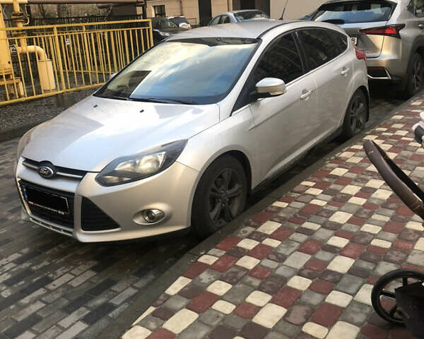 Сірий Форд Фокус, об'ємом двигуна 1.6 л та пробігом 239 тис. км за 8000 $, фото 3 на Automoto.ua