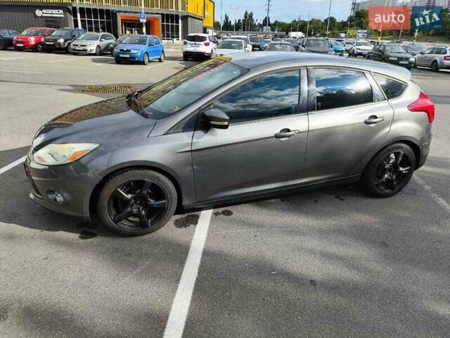 Серый Форд Фокус, объемом двигателя 2 л и пробегом 250 тыс. км за 7000 $, фото 5 на Automoto.ua