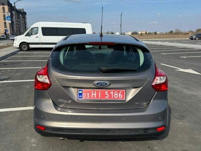 Сірий Форд Фокус, об'ємом двигуна 1.6 л та пробігом 224 тис. км за 6850 $, фото 6 на Automoto.ua