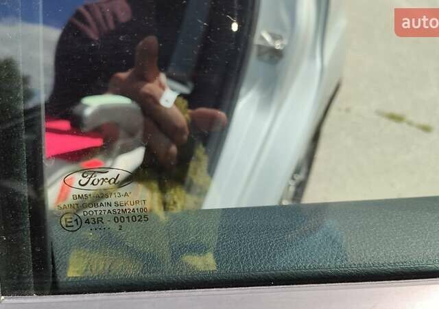 Сірий Форд Фокус, об'ємом двигуна 1.6 л та пробігом 249 тис. км за 6900 $, фото 54 на Automoto.ua