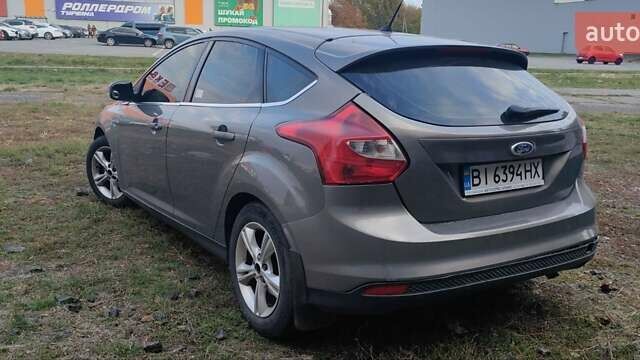 Серый Форд Фокус, объемом двигателя 1.6 л и пробегом 250 тыс. км за 6650 $, фото 13 на Automoto.ua