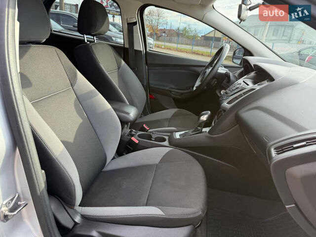 Серый Форд Фокус, объемом двигателя 2 л и пробегом 131 тыс. км за 6700 $, фото 18 на Automoto.ua