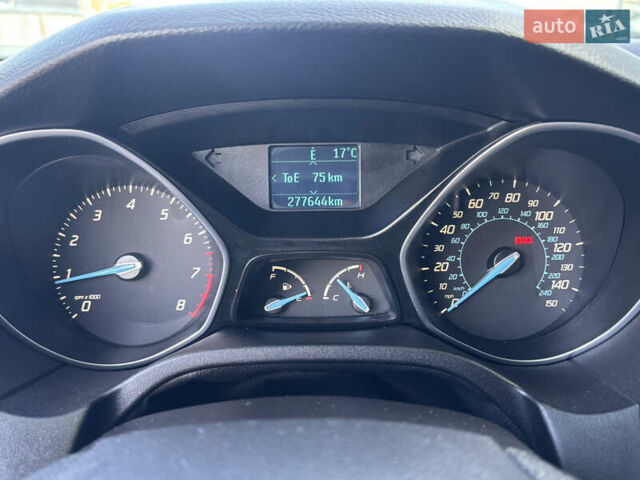 Форд Фокус 2012 у Полтаві на Automoto.ua Сірий Форд Фокус, об'ємом двигуна 2 л та пробігом 177 тис. км за 5700 $, фото 18 на Automoto.ua