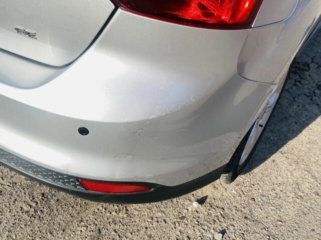 Сірий Форд Фокус, об'ємом двигуна 2 л та пробігом 130 тис. км за 6950 $, фото 8 на Automoto.ua