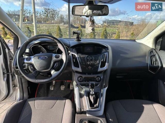 Серый Форд Фокус, объемом двигателя 1.56 л и пробегом 225 тыс. км за 8500 $, фото 8 на Automoto.ua