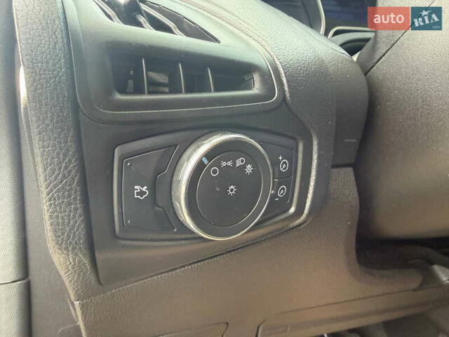 Серый Форд Фокус, объемом двигателя 2 л и пробегом 131 тыс. км за 6700 $, фото 28 на Automoto.ua