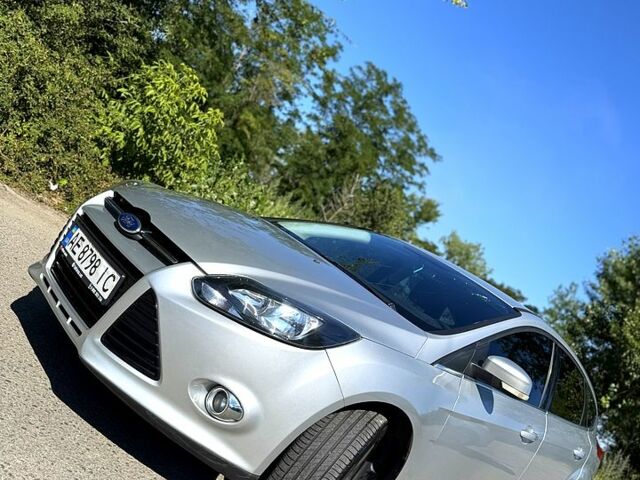 Сірий Форд Фокус, об'ємом двигуна 1.6 л та пробігом 239 тис. км за 8000 $, фото 3 на Automoto.ua