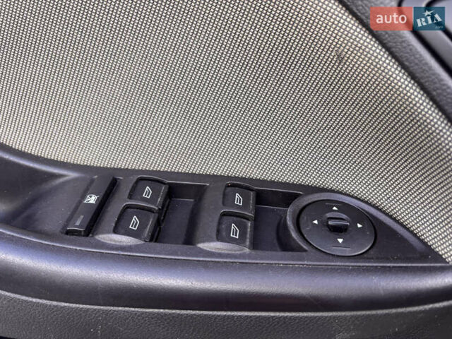 Форд Фокус 2012 у Полтаві на Automoto.ua Сірий Форд Фокус, об'ємом двигуна 2 л та пробігом 177 тис. км за 5700 $, фото 20 на Automoto.ua