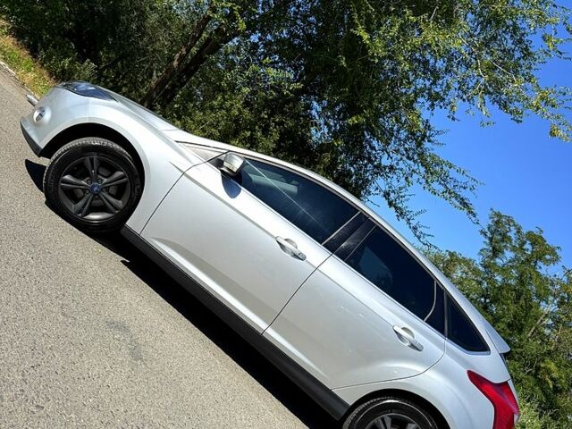 Сірий Форд Фокус, об'ємом двигуна 1.6 л та пробігом 239 тис. км за 8000 $, фото 1 на Automoto.ua