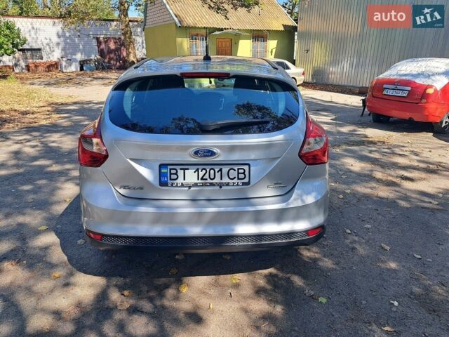 Серый Форд Фокус, объемом двигателя 2 л и пробегом 193 тыс. км за 6800 $, фото 6 на Automoto.ua