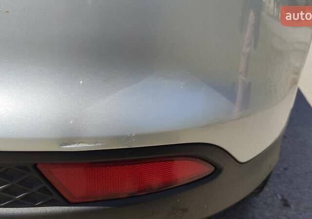 Сірий Форд Фокус, об'ємом двигуна 1.6 л та пробігом 249 тис. км за 6900 $, фото 21 на Automoto.ua