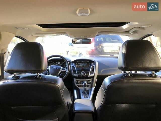 Серый Форд Фокус, объемом двигателя 2 л и пробегом 225 тыс. км за 5900 $, фото 22 на Automoto.ua