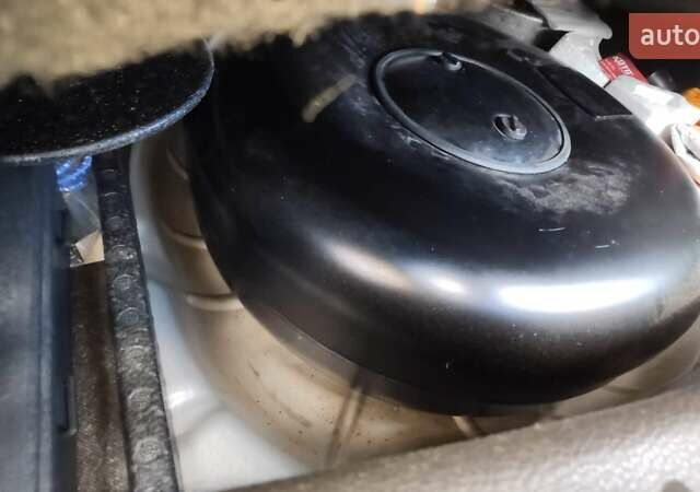 Сірий Форд Фокус, об'ємом двигуна 1.6 л та пробігом 249 тис. км за 6900 $, фото 88 на Automoto.ua