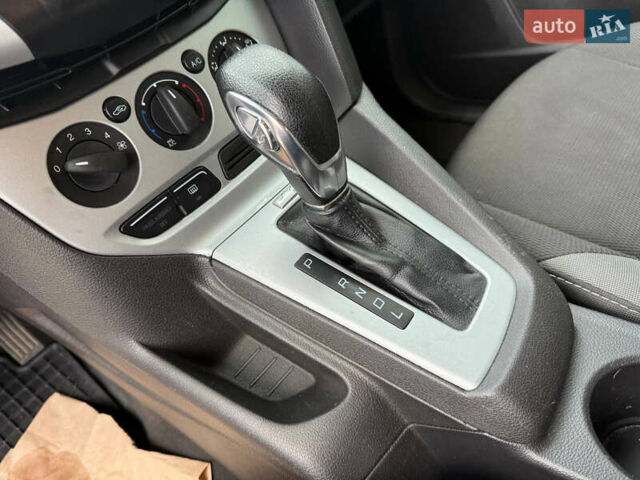 Серый Форд Фокус, объемом двигателя 2 л и пробегом 131 тыс. км за 6700 $, фото 36 на Automoto.ua