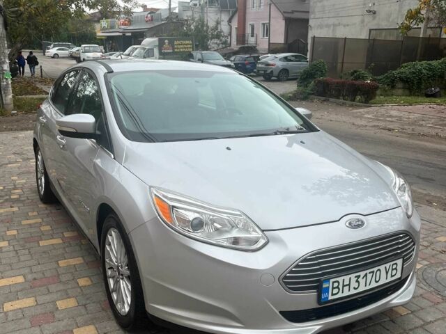 Сірий Форд Фокус, об'ємом двигуна 0 л та пробігом 78 тис. км за 5704 $, фото 1 на Automoto.ua
