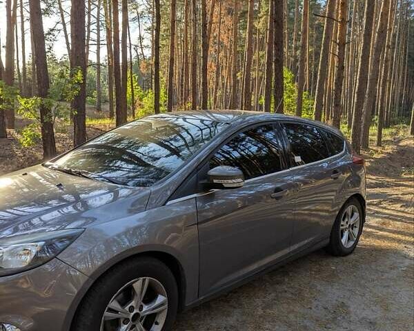 Серый Форд Фокус, объемом двигателя 1.6 л и пробегом 250 тыс. км за 6650 $, фото 1 на Automoto.ua