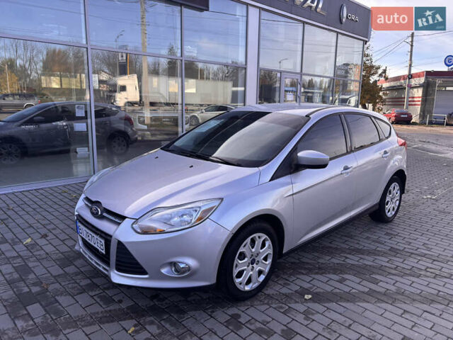 Форд Фокус 2012 у Полтаві на Automoto.ua Сірий Форд Фокус, об'ємом двигуна 2 л та пробігом 177 тис. км за 5700 $, фото 2 на Automoto.ua