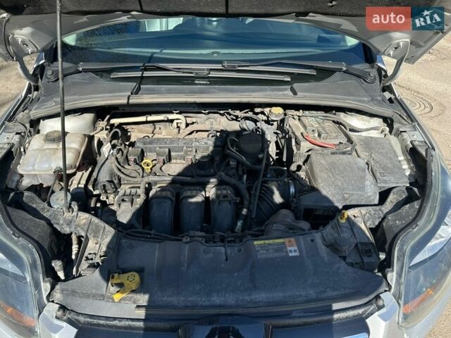 Сірий Форд Фокус, об'ємом двигуна 2 л та пробігом 235 тис. км за 6800 $, фото 12 на Automoto.ua