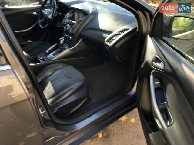 Серый Форд Фокус, объемом двигателя 2 л и пробегом 225 тыс. км за 5900 $, фото 14 на Automoto.ua