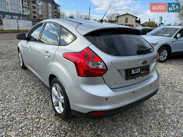 Серый Форд Фокус, объемом двигателя 2 л и пробегом 131 тыс. км за 6700 $, фото 3 на Automoto.ua