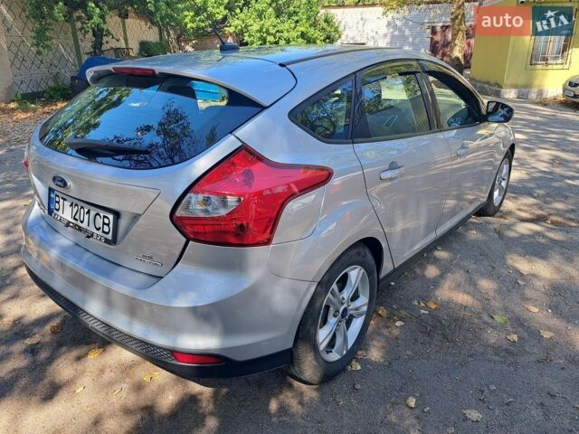 Серый Форд Фокус, объемом двигателя 2 л и пробегом 193 тыс. км за 6800 $, фото 7 на Automoto.ua