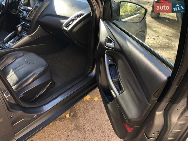 Серый Форд Фокус, объемом двигателя 2 л и пробегом 225 тыс. км за 5900 $, фото 15 на Automoto.ua