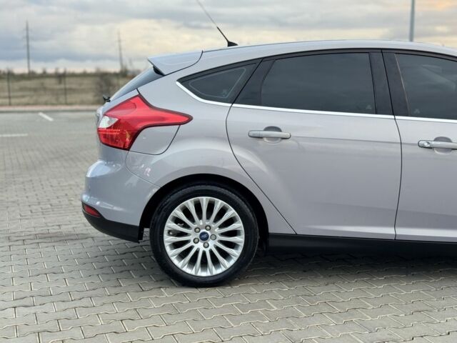 Сірий Форд Фокус, об'ємом двигуна 1.6 л та пробігом 175 тис. км за 3999 $, фото 12 на Automoto.ua