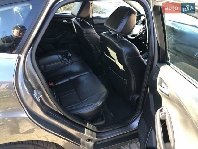 Серый Форд Фокус, объемом двигателя 2 л и пробегом 225 тыс. км за 5900 $, фото 8 на Automoto.ua