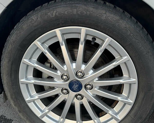 Сірий Форд Фокус, об'ємом двигуна 0 л та пробігом 87 тис. км за 8200 $, фото 14 на Automoto.ua