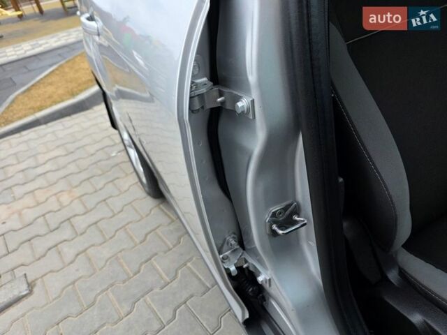 Серый Форд Фокус, объемом двигателя 2 л и пробегом 233 тыс. км за 6333 $, фото 41 на Automoto.ua