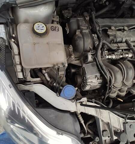 Сірий Форд Фокус, об'ємом двигуна 1.6 л та пробігом 249 тис. км за 6900 $, фото 87 на Automoto.ua