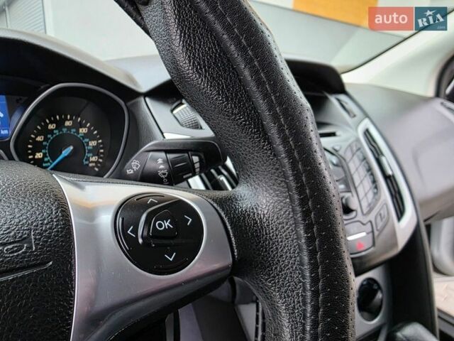 Серый Форд Фокус, объемом двигателя 2 л и пробегом 233 тыс. км за 6333 $, фото 26 на Automoto.ua